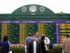 armen_wimbledon_sign.jpg (83874 bytes)